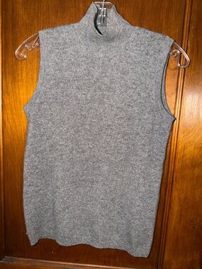 C by Bloomingdale's Cashmere Sweater S